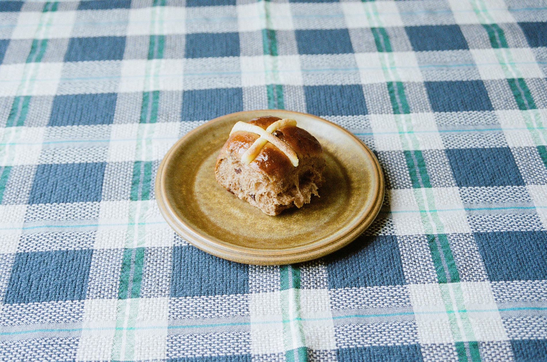 Journal // Hot Cross Buns for Easter