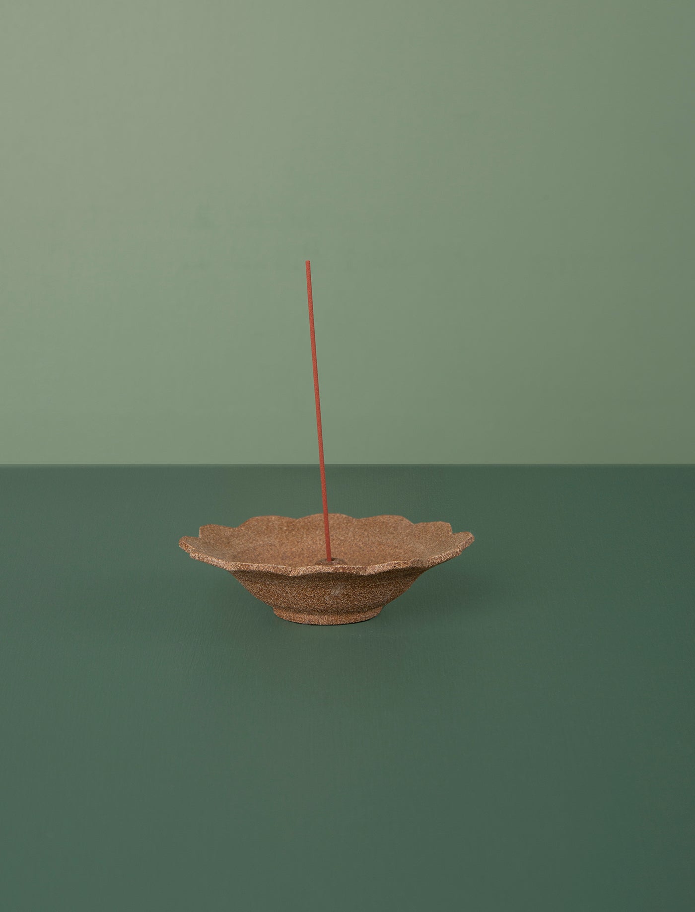 Ceramic Incense Holder Oval Flower // Cocoa