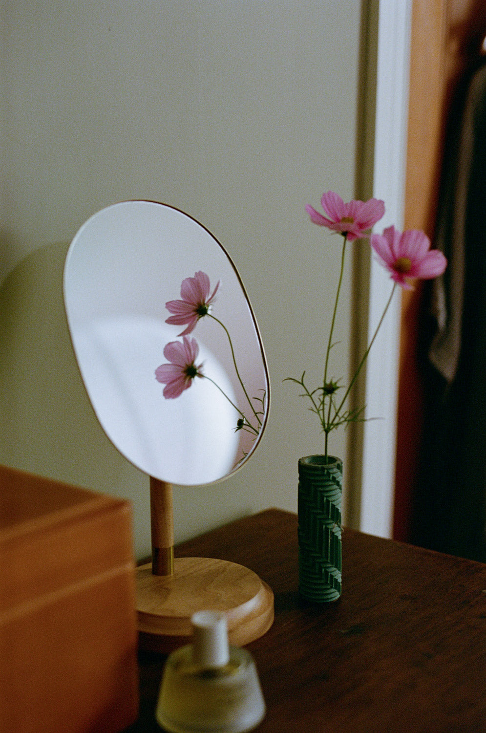 Loulou Table Mirror