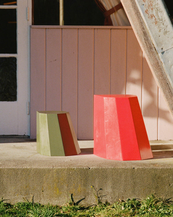 Arnoldino Stool // Khaki