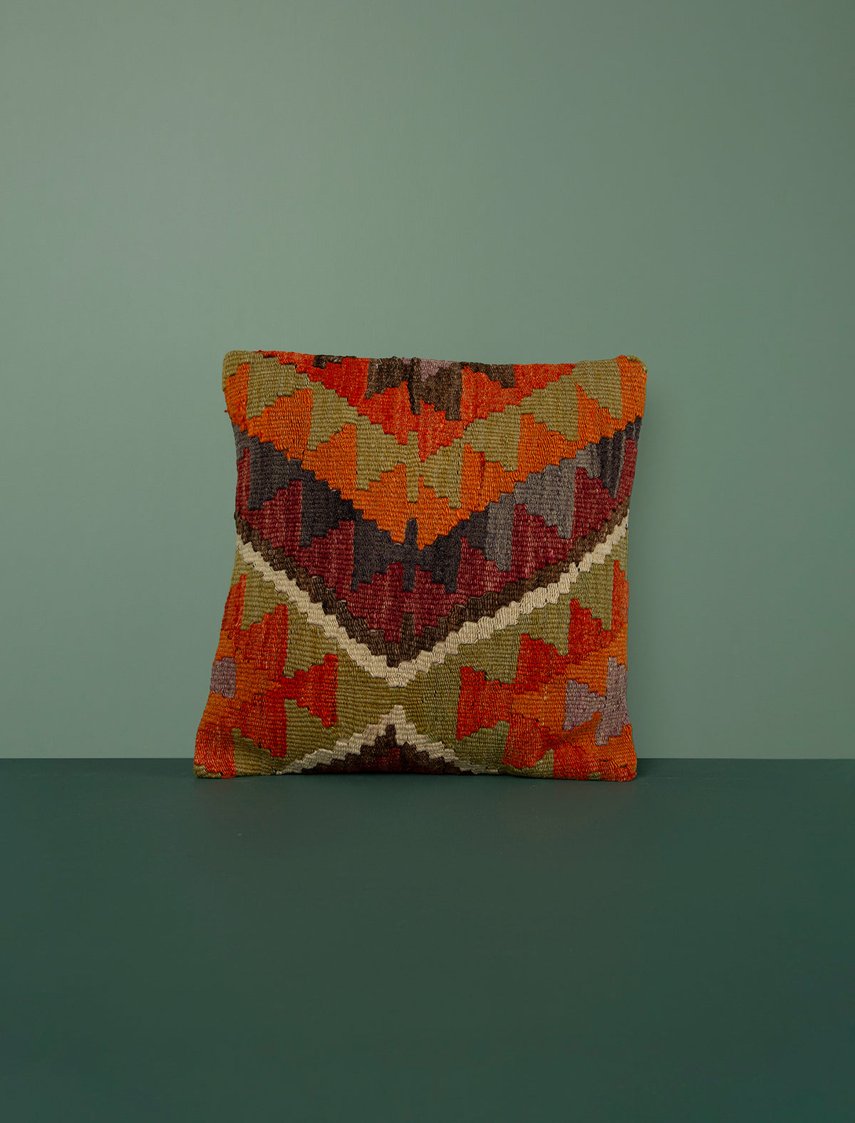 Vintage Kilim Cushion 40cm // Eleven