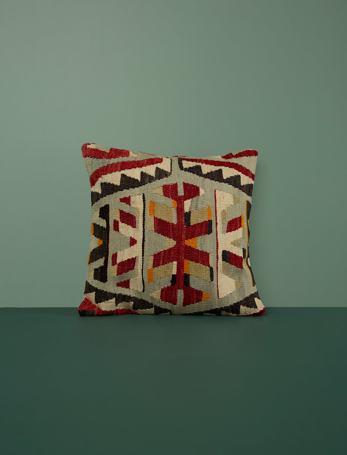 Vintage Kilim Cushion 40cm // Four