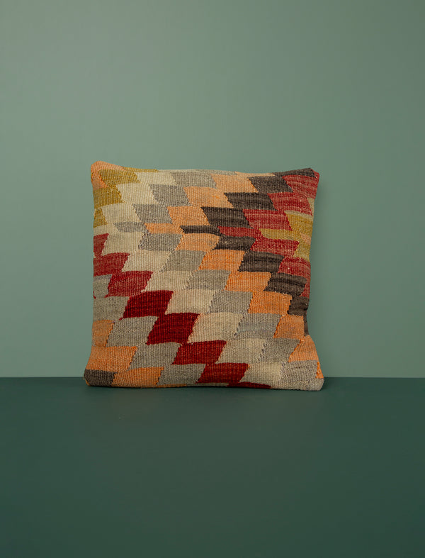 Vintage Kilim Cushion 40cm // Nineteen