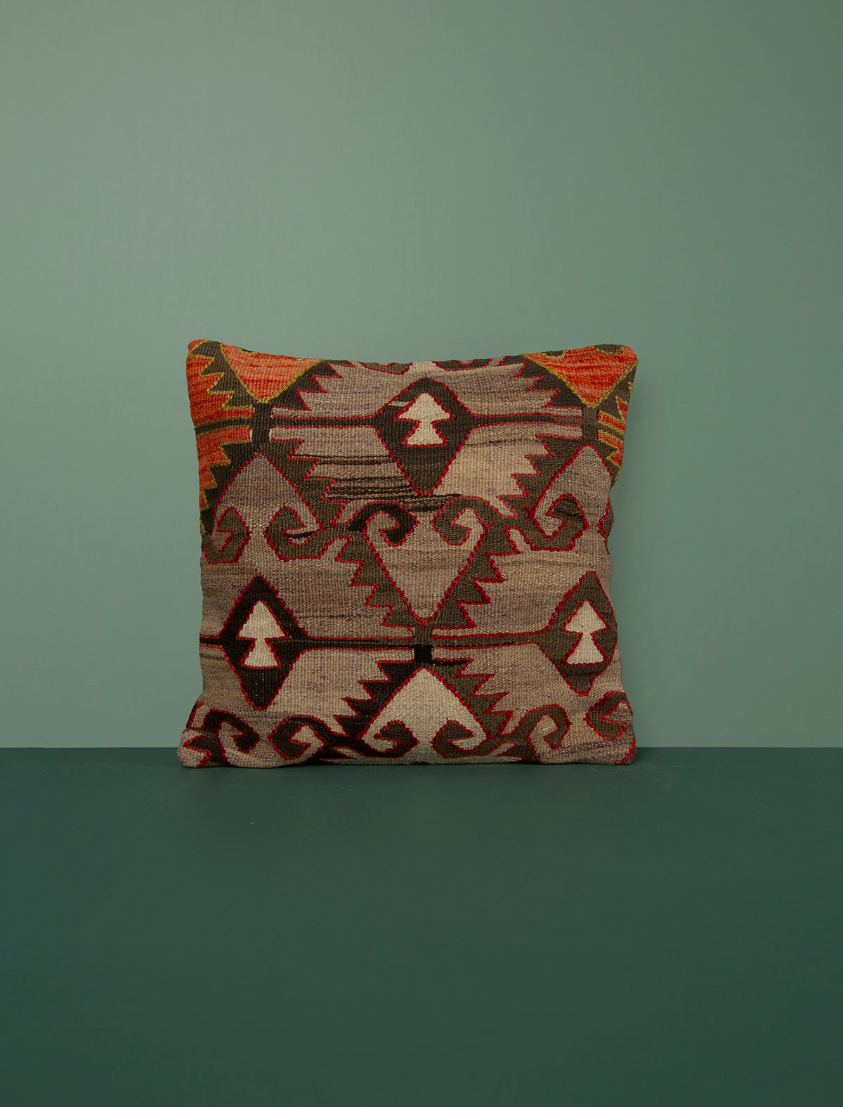 Vintage Kilim Cushion 40cm // Seventeen