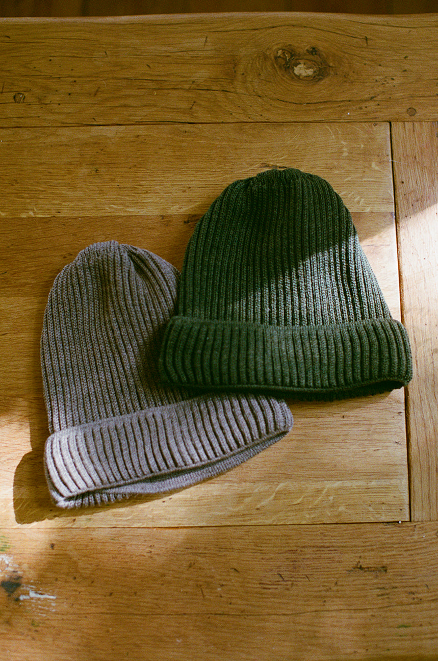 Amrum Beanie // Olive