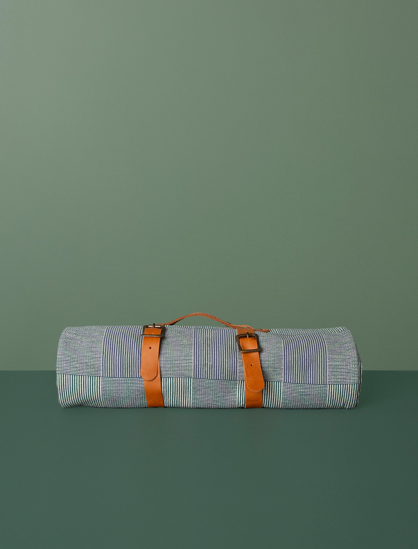 Picnic Blanket // Magpie