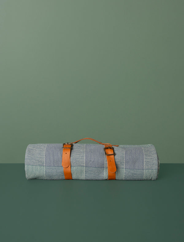 Picnic Blanket // Magpie