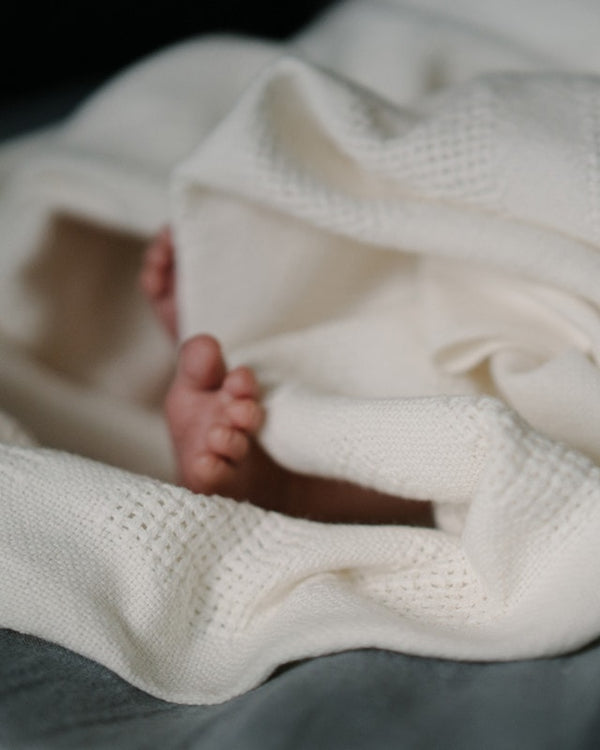 Cot Baby Blanket // Ivory