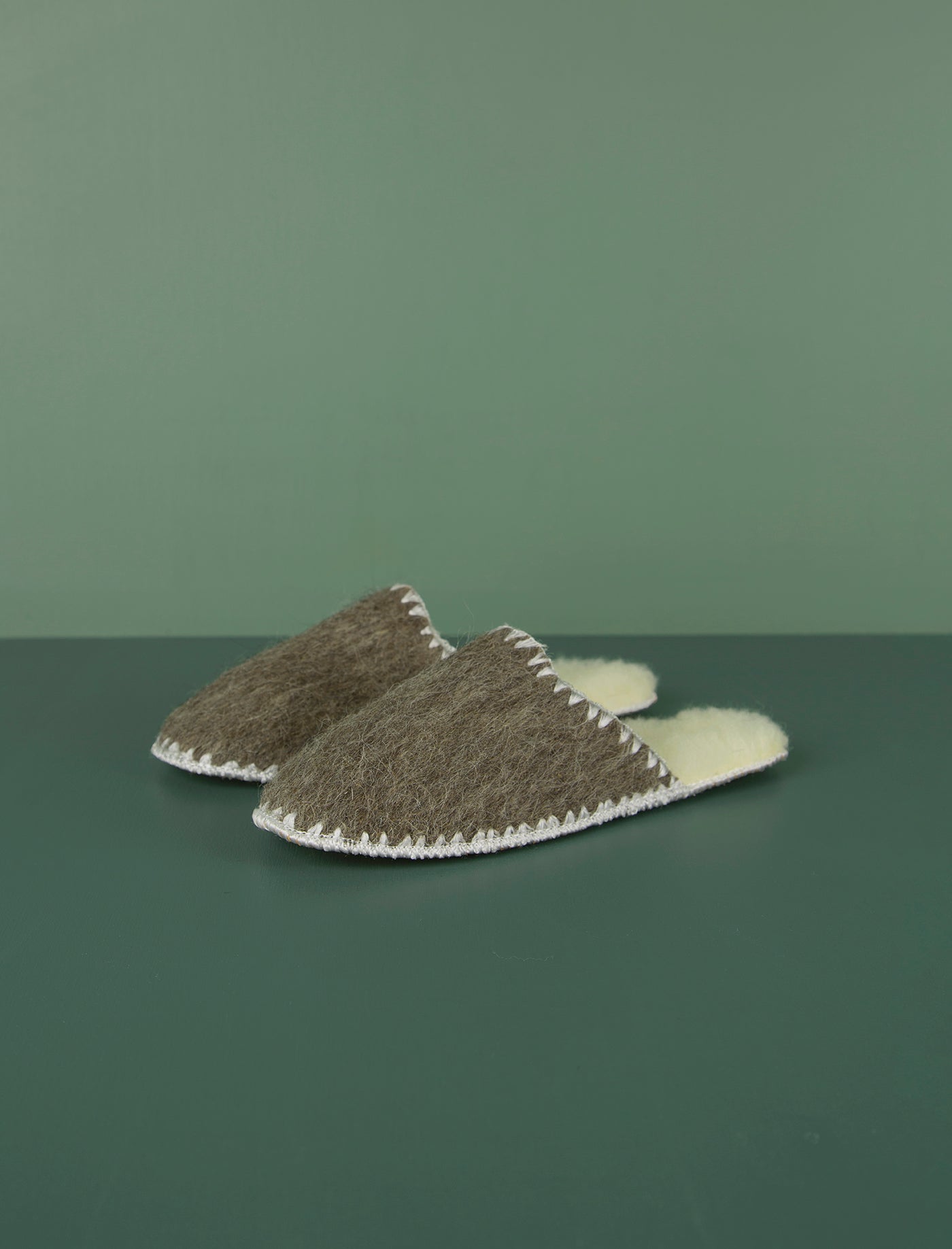 Open Back Woollen Slippers // Brown 42-46