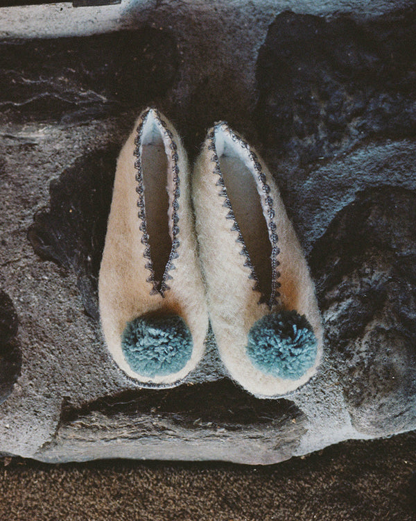 Pompom Woollen Slippers // Cream 36-41