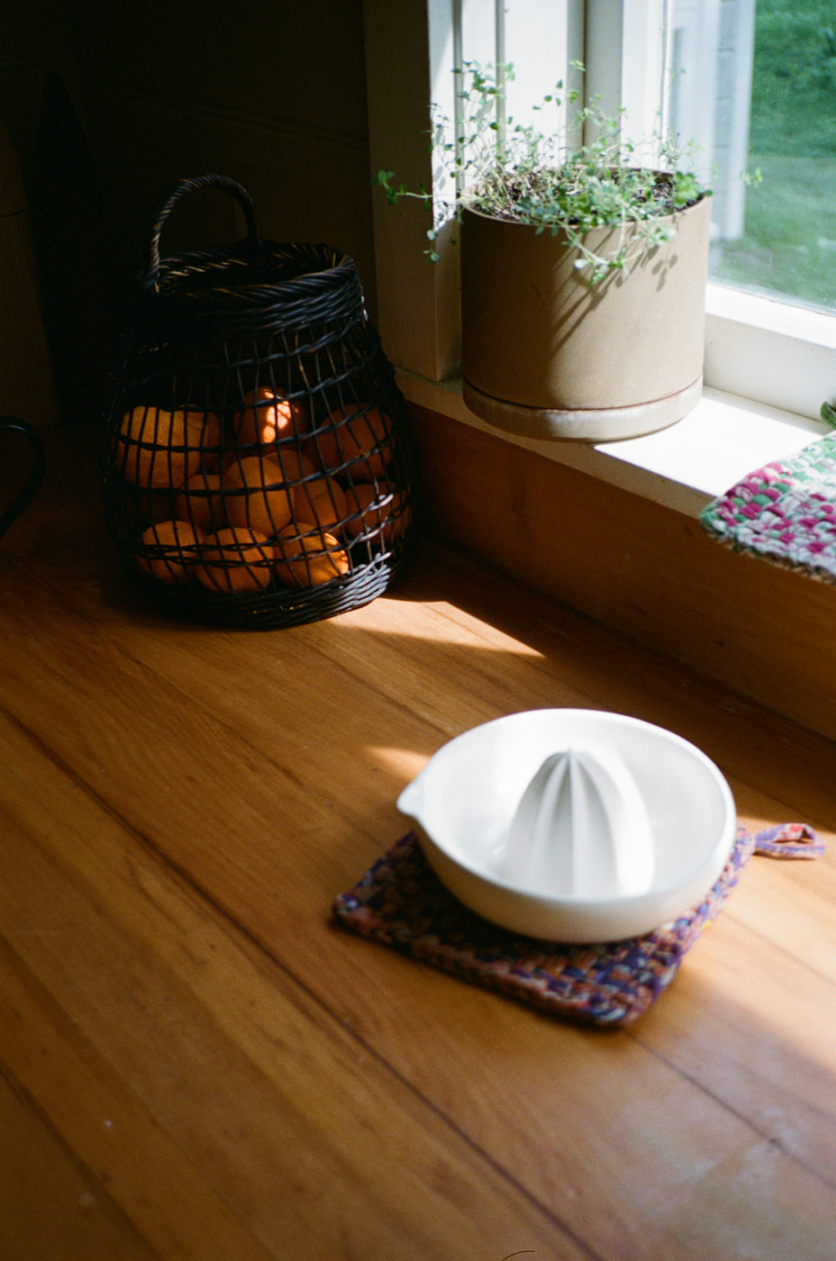 Ceramic Juicer // White