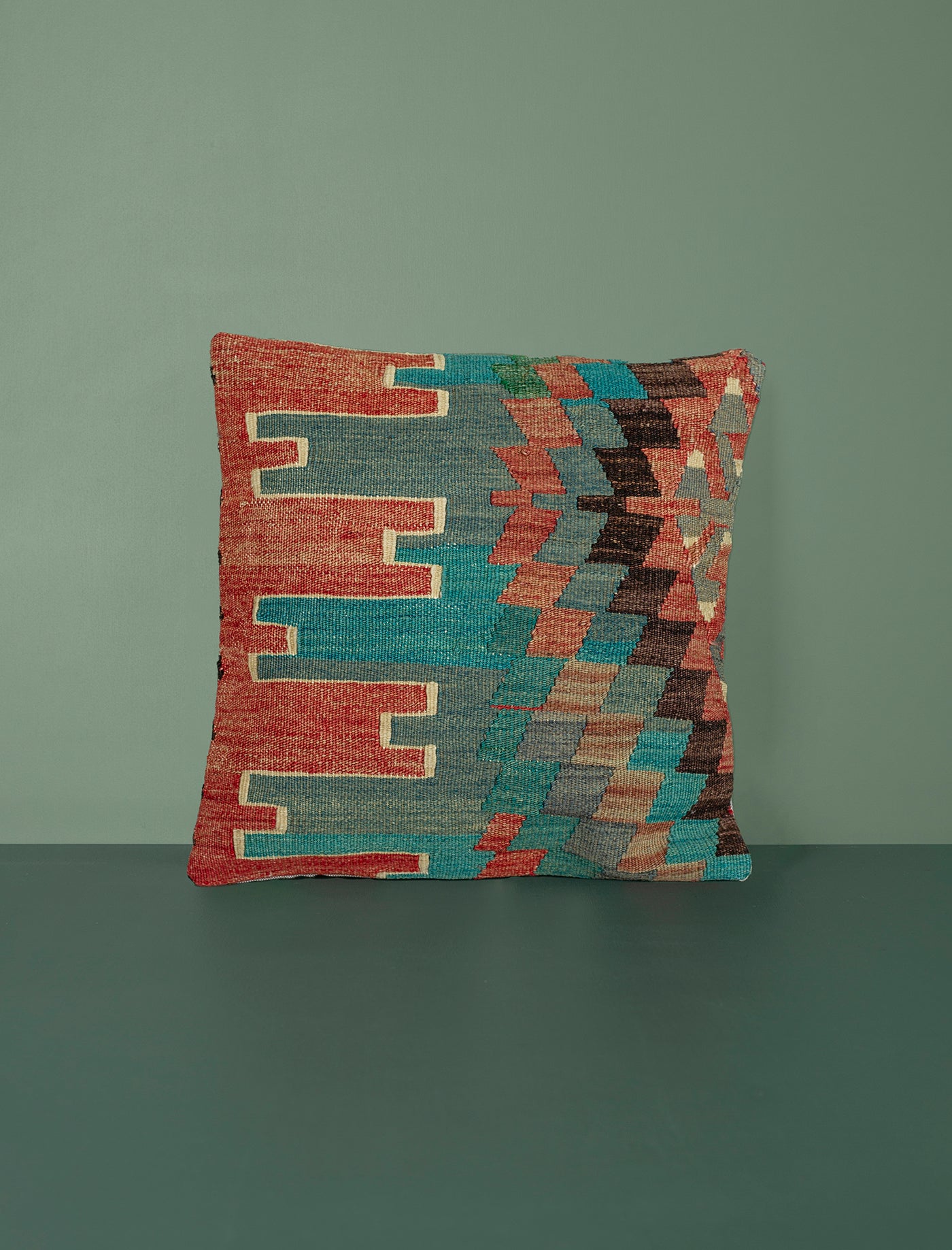 Vintage Kilim Cushion 40cm // Eleven