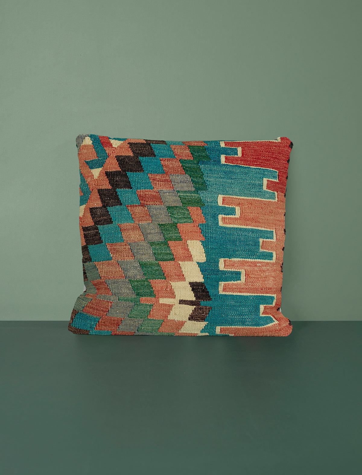 Vintage Kilim Cushion 40cm // Twelve