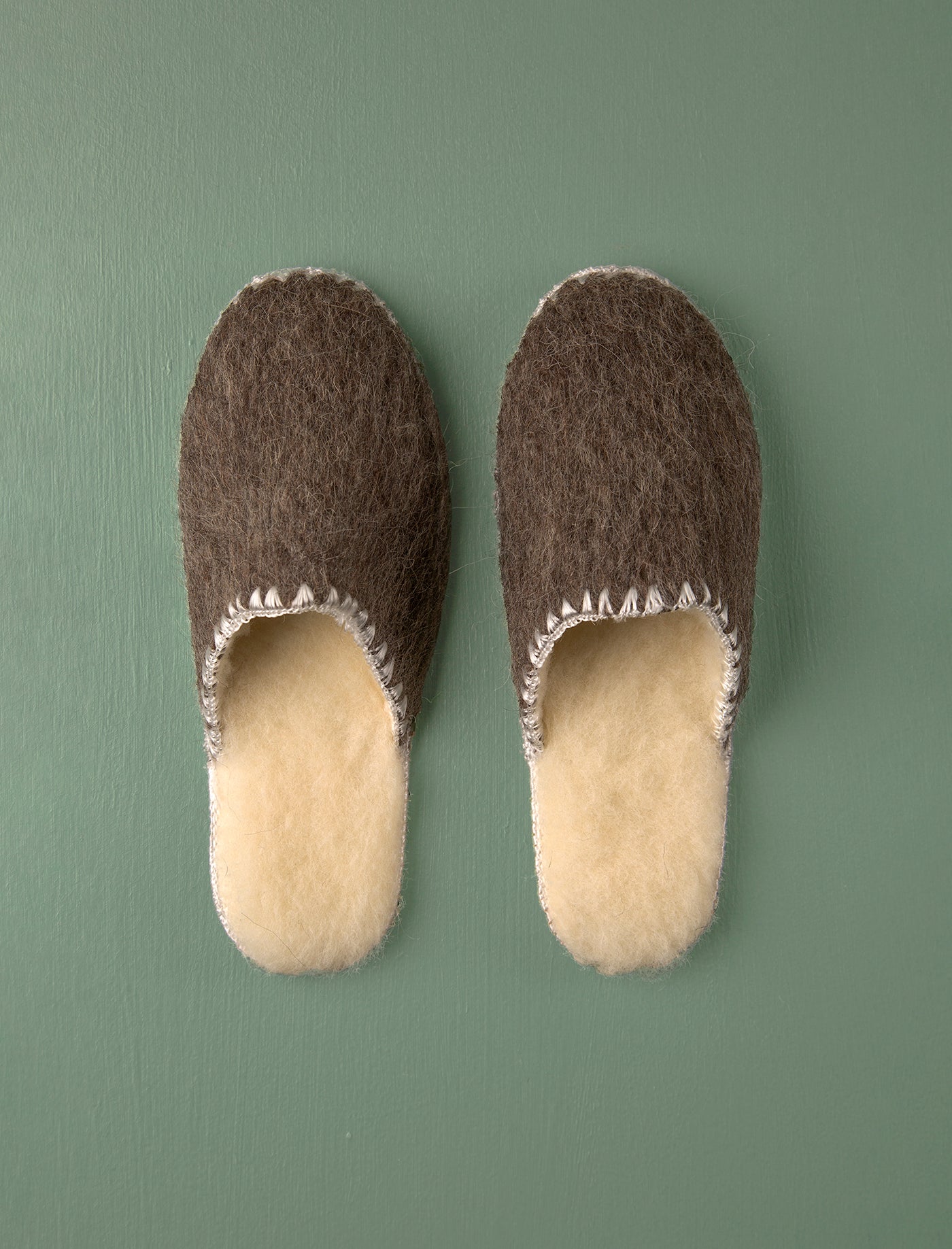 Open Back Woollen Slippers // Brown 42-46