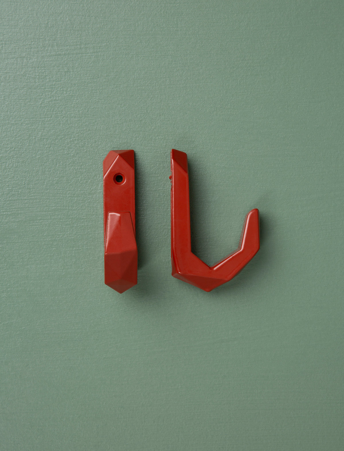 Hookalotti // Brick Red