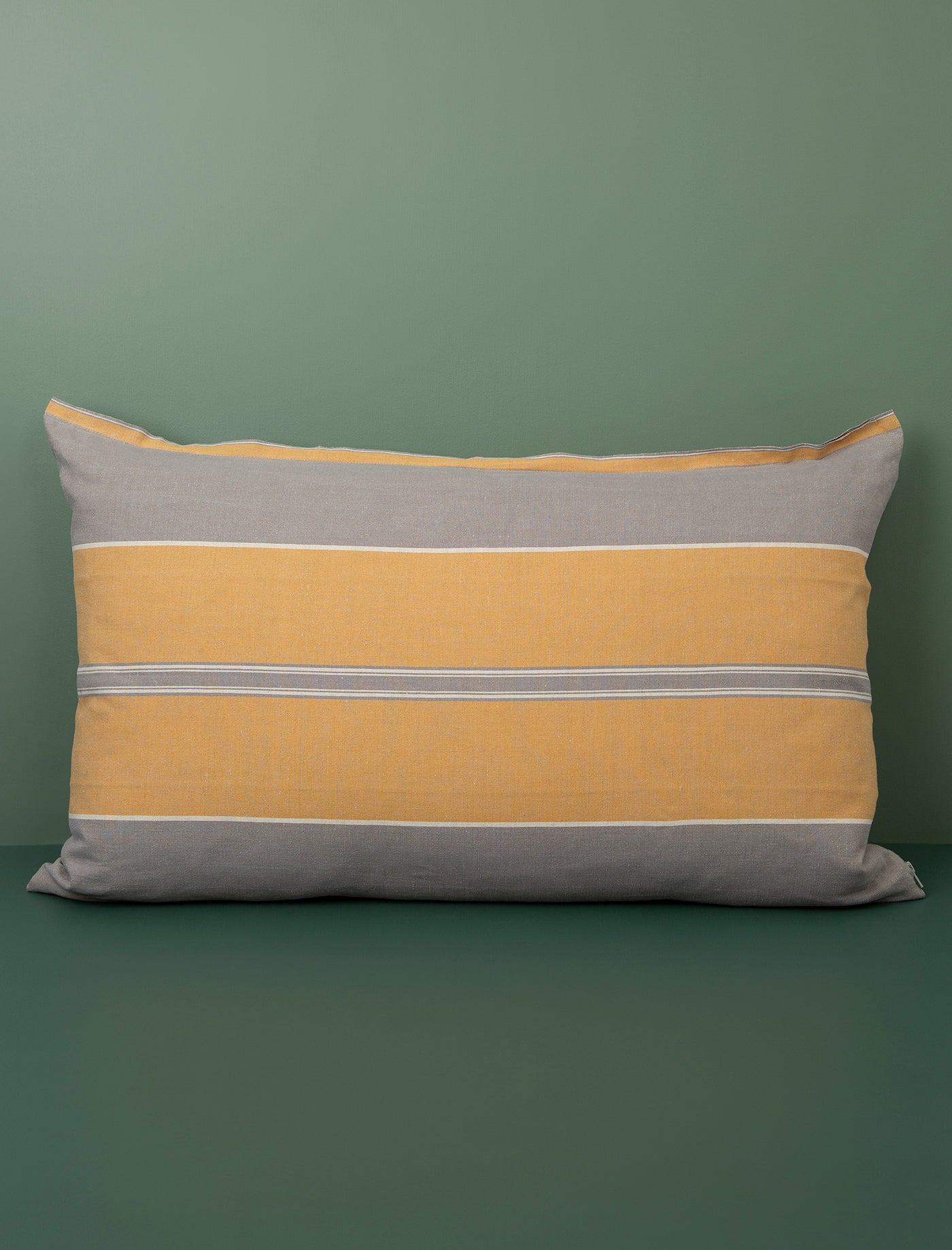 Lisburn Linen Cushion // Flaxen