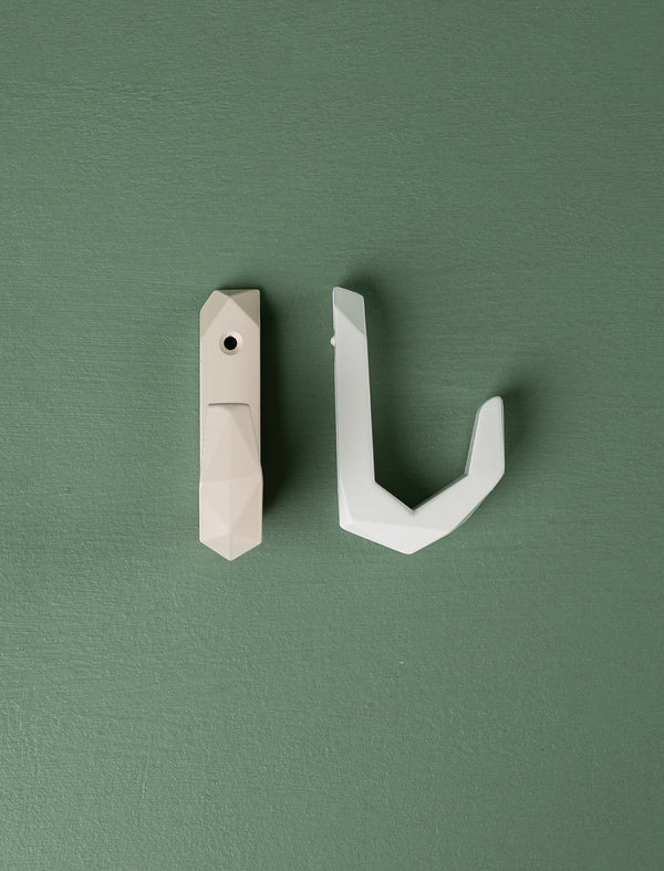 Hookalotti // White