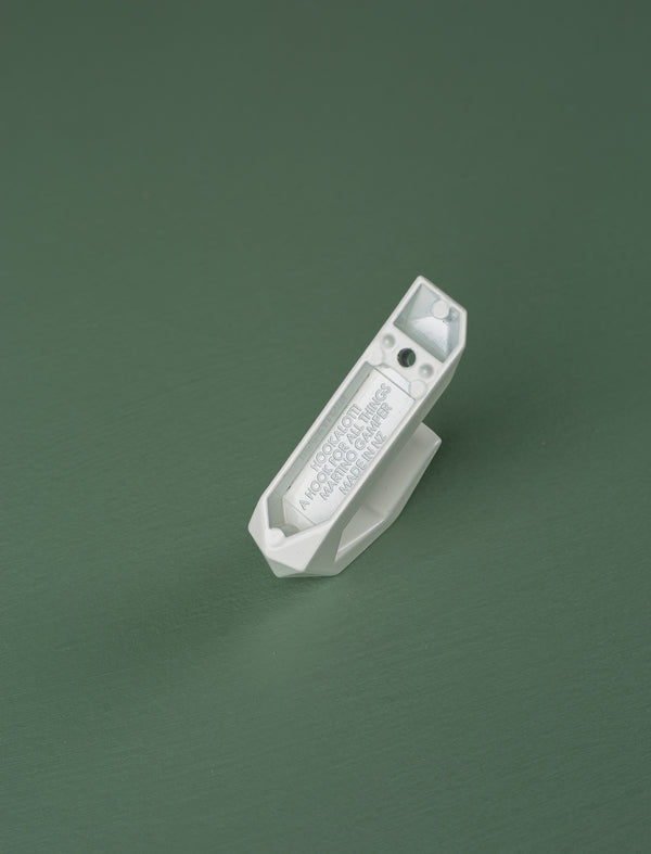 Hookalotti // White