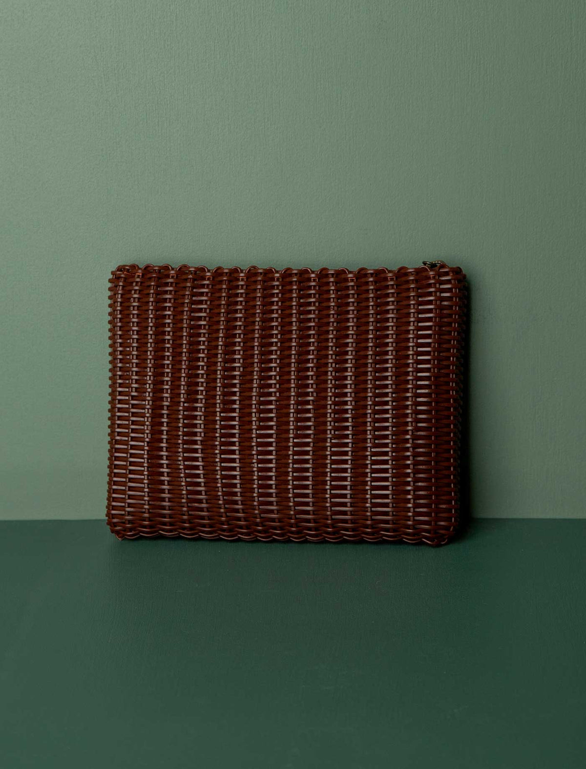 La Clutch // Chocolate