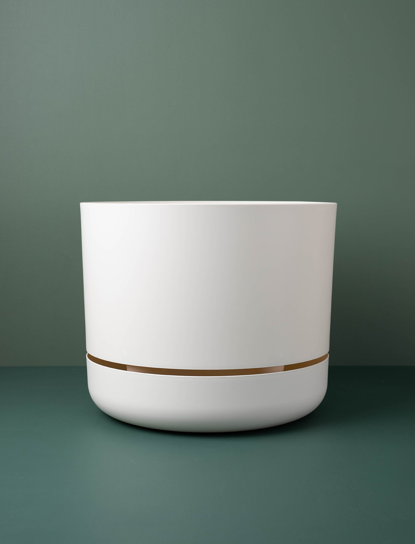 Self Watering Plant Pot // White Linen