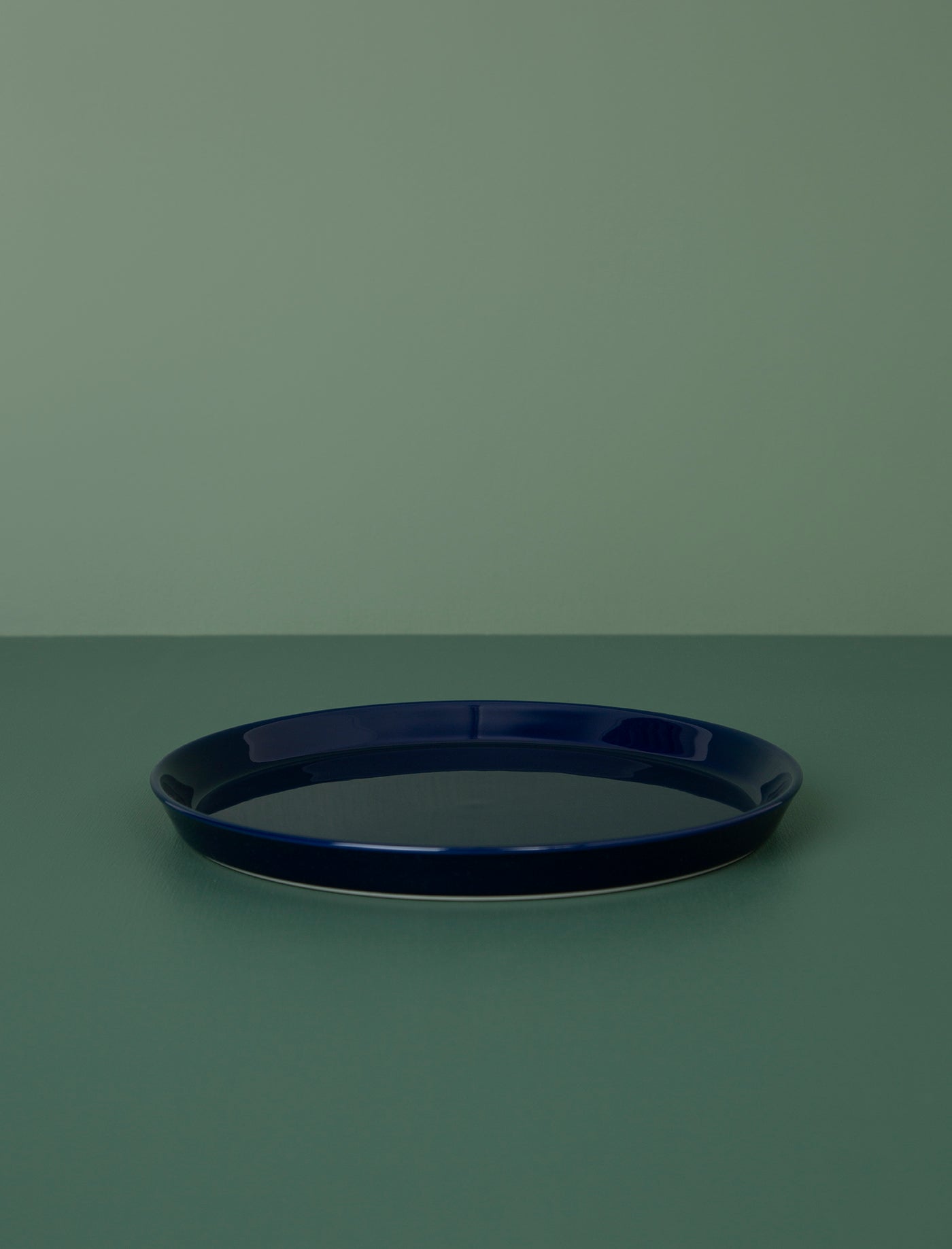 Plate // Navy