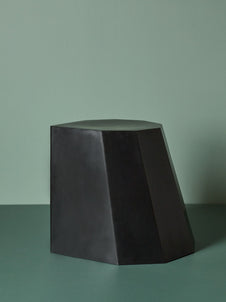 colour-black