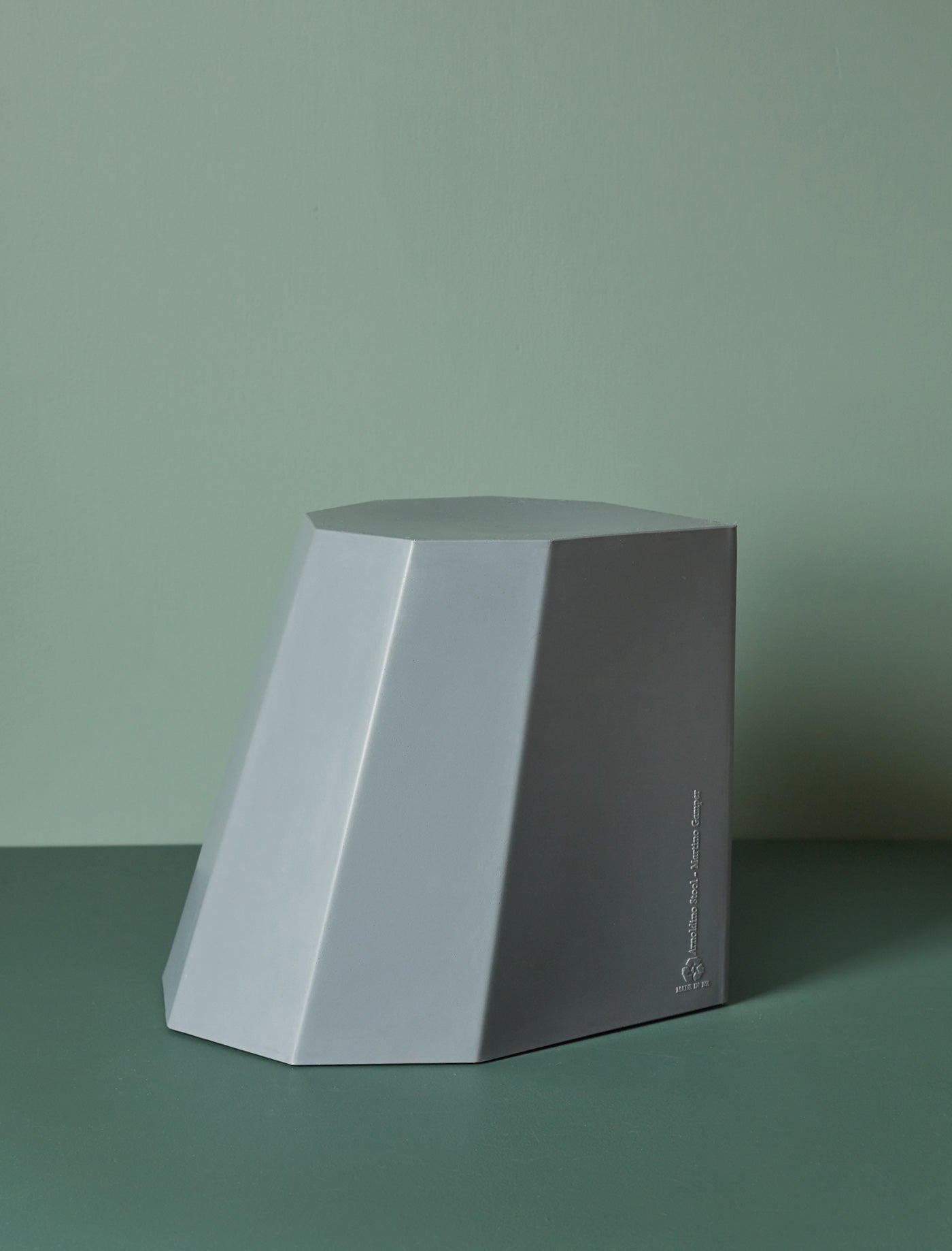 Arnoldino Stool // French Grey