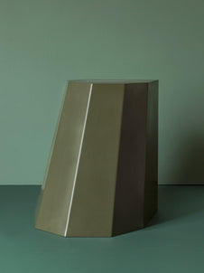 colour-khaki