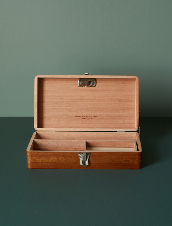 Wooden Toolbox // Medium