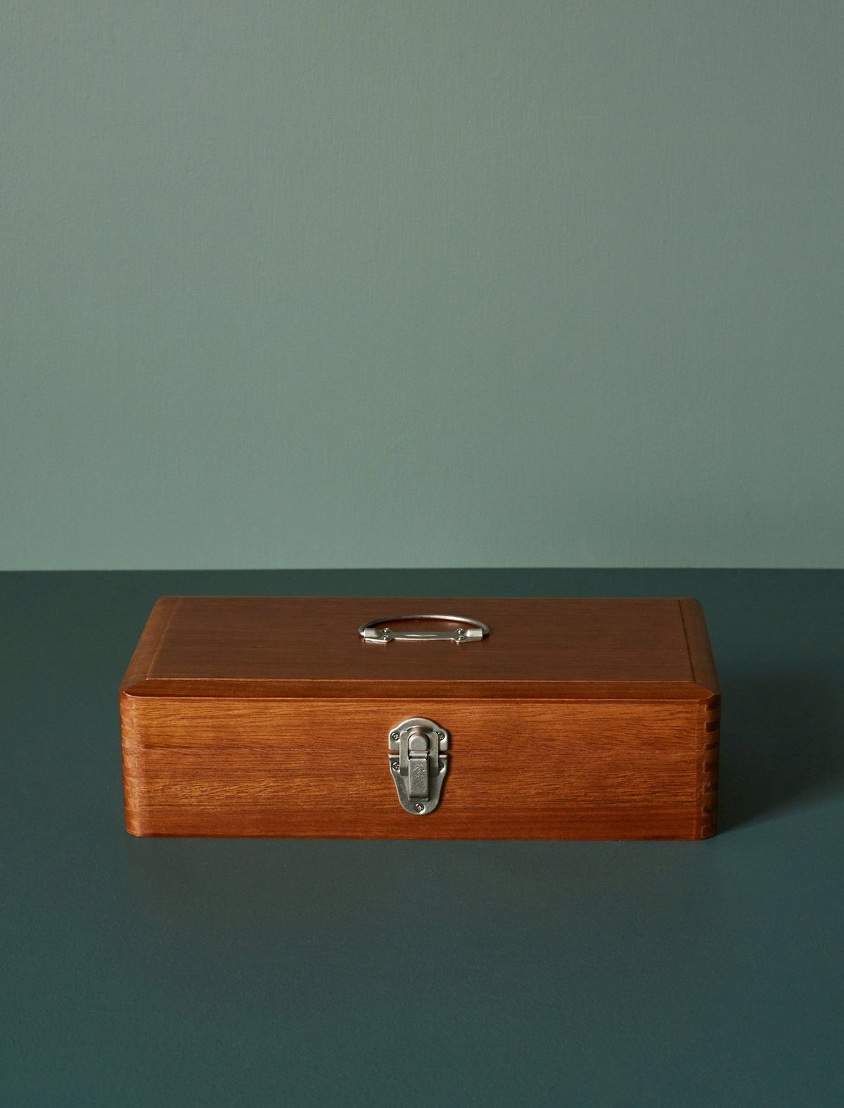 Wooden Toolbox // Medium