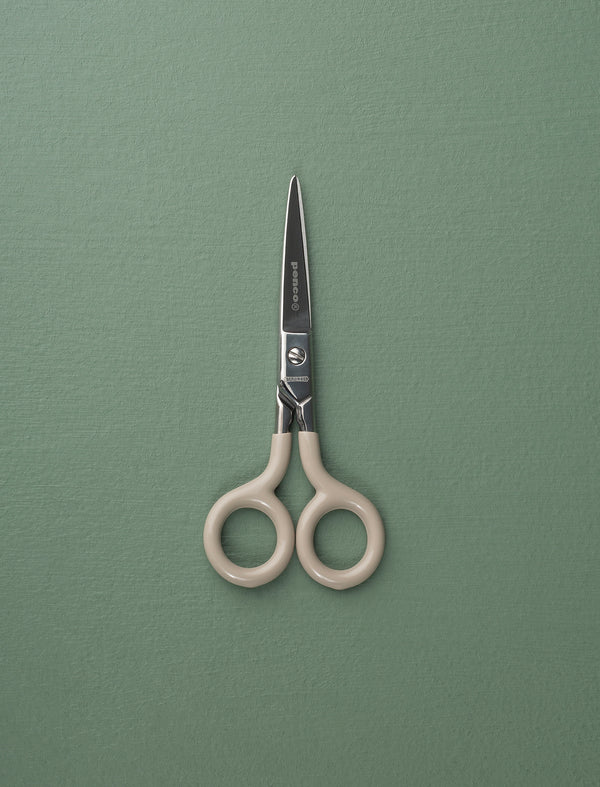 Steel Scissors // Beige